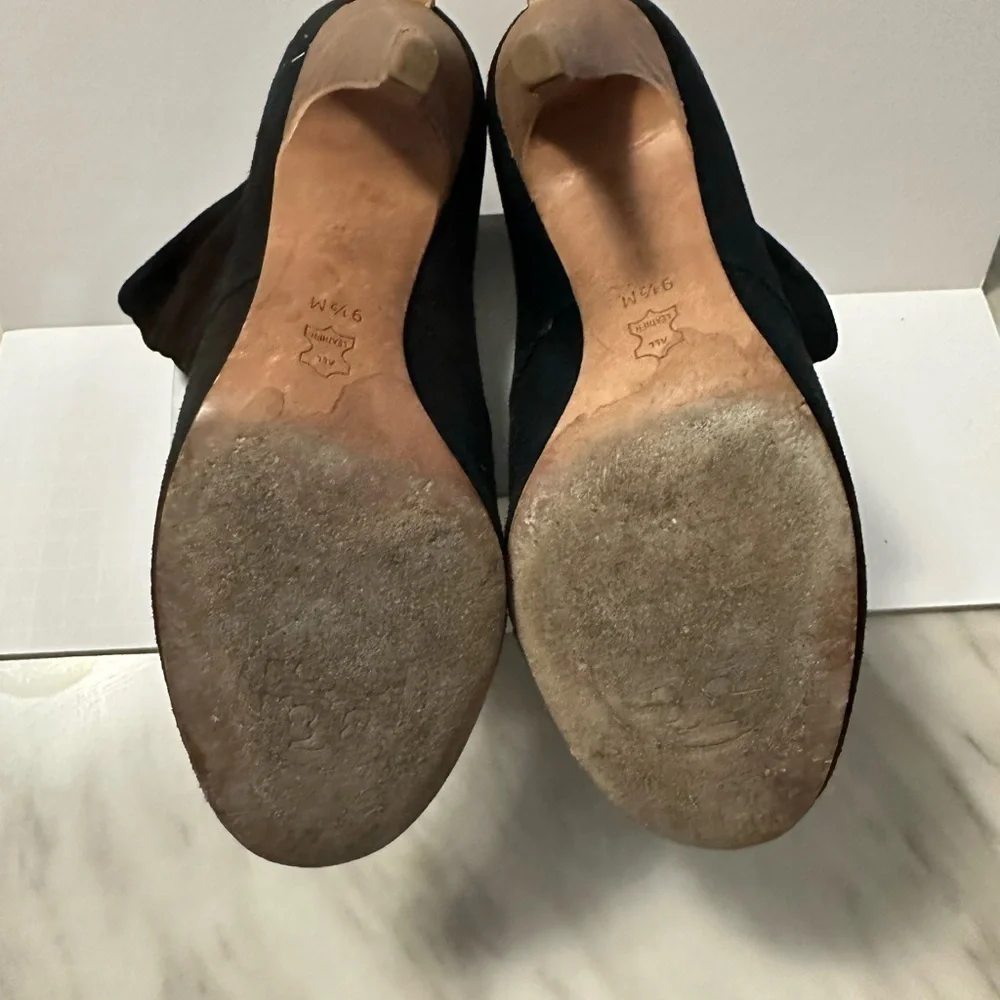 Tory Burch black suede booties size 7.5